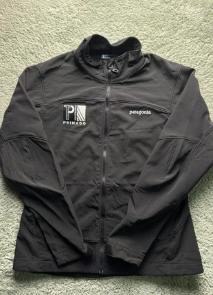 Veste de sport veste de pluie Patagonia imperméable Noir Femme taille L, brand: Patagonia, condition: Very good, size: L / 40 / 12, €40.00, €42.70 includes Buyer Protection Pro