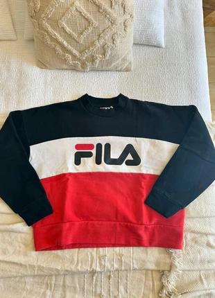 Sweat shirt Fila, marque: FILA, état: Très bon état, taille: S / 36 / 8, 15,00 €, 16,45 € Protection acheteurs incluse