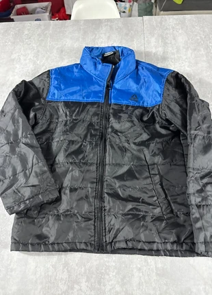Reebok doudoune garçon 10/12 ans, marque: Reebok, état: Très bon état, taille: 10 ans / 140 cm, 25,00 €, 26,95 € Protection acheteurs incluse