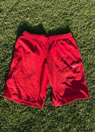 Short Nike, marque: Nike, état: Très bon état, taille: L, 5,00 €, 5,95 € Protection acheteurs incluse
