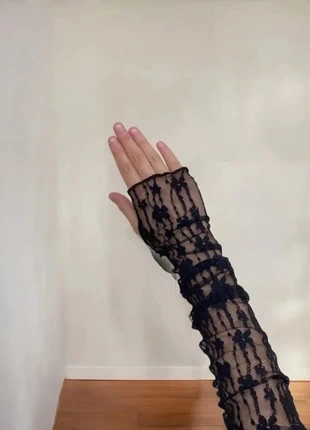 Paire de gants en dentelles gothique mode rock noir avec des motifs fleurs noir taille unique femme, brand: Dark Lace, condition: Very good, size: One size, €16.90, €18.45 includes Buyer Protection Pro