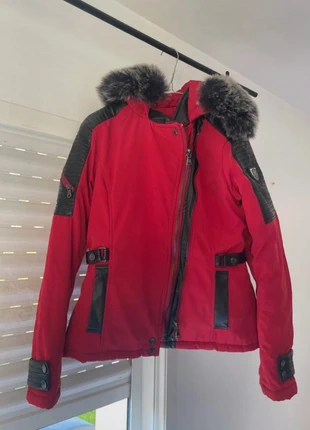 Doudoune taille 40 🧥, merk: Inconnu, staat: Heel goed, maat: L / 40 / 12, € 10,00, € 11,20 inclusief Kopersbescherming