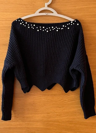 Camisola azul com pérolas, merk: Local, staat: Heel goed, maat: S / 36 / 8, € 7,50, € 8,58 inclusief Kopersbescherming