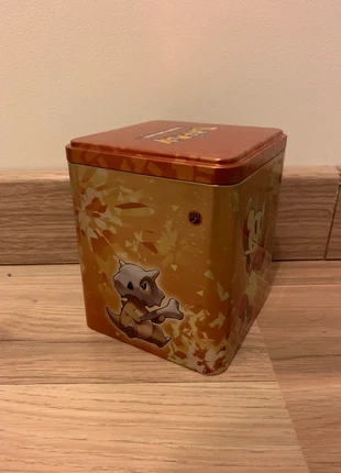 Boîte métallique Pokémon – Tin Cube (type Combat), brand: Pokémon, condizioni: Ottime, €3.99, €4.89 include la Protezione acquisti