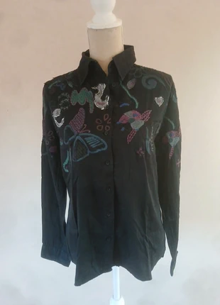 Chemise noire et motifs multicolores Desigual t.44, merk: Desigual, staat: Heel goed, maat: XL / 42 / 14, € 12,50, € 13,83 inclusief Kopersbescherming Pro