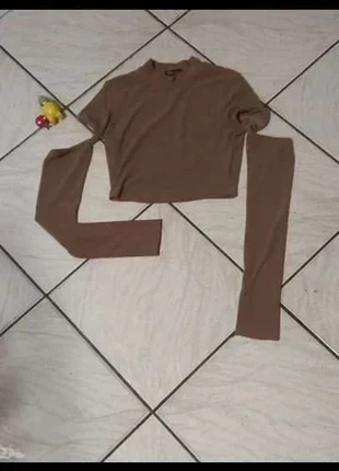 Crop Top Cut Out Marrone con Maniche Staccate SheinTaglia S, brand: Shein, condizioni: Nuovo senza cartellino, taglia: S / IT 40 / EU 36, €1.90, €2.70 include la Protezione acquisti