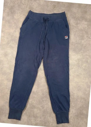 Jogging / trackpant slim bleu marine fila taille S avec logo brodé, merk: FILA, staat: Heel goed, maat: S, € 9,90, € 11,10 inclusief Kopersbescherming