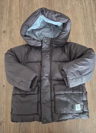 Pufferjacket van de Zara, merk: Zara, staat: Heel goed, maat: 12-18 maanden / 80 cm, € 4,00, € 4,90 inclusief Kopersbescherming