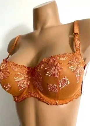 Chantelle soutien-gorge orange taille 95D, marque: Chantelle, état: Neuf sans étiquette, taille: 95D, 16,90 €, 18,45 € Protection acheteurs incluse