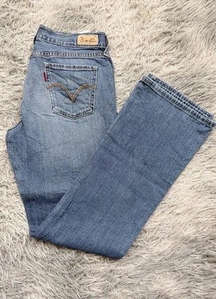 Jean bootcut bleu délavé women femme Levi’s W27 x L32 JLM292, marca: Levi's, estado: Muy bueno, tamaño: S / 36 / 8, 17,50 €, 19,08 € Protección al comprador Pro incluida