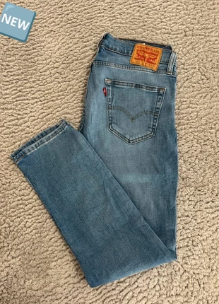 Jean Levi’s 511 Vintage 00s bleu - Slim Fit - W34L30 (FR44), marque: Levi's, état: Très bon état, taille: W34 | FR 44, 29,99 €, 32,19 € Protection acheteurs (Pro) incluse