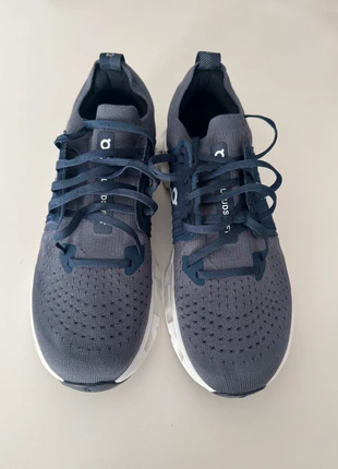 Zapatillas On running cloudswift 4 azul/gris, marca: On, estado: Muy bueno, tamaño: 44, 85,00 €, 89,95 € Protección al comprador incluida