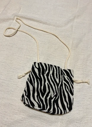 Zebra print drawstring bag - free shipping, brand: no brand, condition: Very good, €4.00, €4.90 includes Buyer Protection