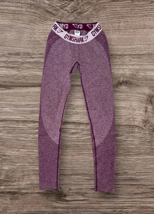 Legging Gymshark Bordeaux / Violet - Très bon état - Taille S, brand: Gymshark, condizioni: Ottime, taglia: S / IT 40 / EU 36, €14.99, €16.44 include la Protezione acquisti Pro
