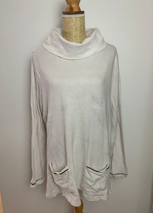 Pull long Tommy Hilfiger Blanc - Taille XL femme - Taché, marque: Tommy Hilfiger, état: Très bon état, taille: XL / 42 / 14, 5,00 €, 5,95 € Protection acheteurs (Pro) incluse