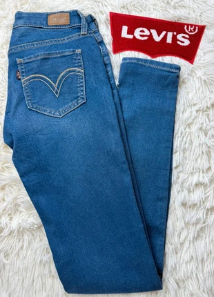 Jean Lévi’s Skinny W25 L30/FR34     L221, marke: Levi's, zustand: Sehr gut, größe: XS / 34 / 6, 19,90 €, 21,60 € beinhaltet Vinted-Käuferschutz Pro