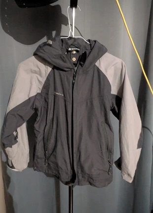 veste briser le vent, enfant, marque: Quechua, état: Bon état, taille: 8 ans / 128 cm, 2,00 €, 2,80 € Protection acheteurs incluse