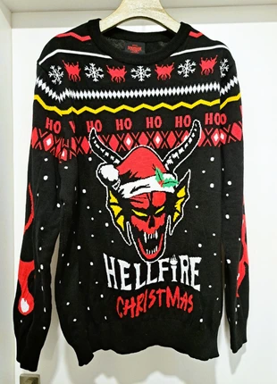 Camisola natalícia Hellfire Club Christmas Tamanho L Stranger Things Netflix, brand: Stranger Things, condizioni: Nuovo con cartellino, taglia: L, €24.90, €26.85 include la Protezione acquisti