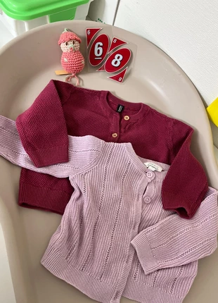 2 gilets meisjes, brand: Cuddles & Smiles, condizioni: Ottime, taglia: 6-9 mesi / 68 cm, €4.00, €4.90 include la Protezione acquisti