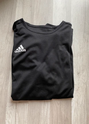 T-shirt de sport adidas, marque: adidas, état: Très bon état, taille: L, 2,00 €, 2,80 € Protection acheteurs incluse