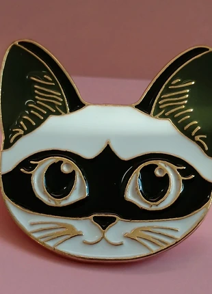 Pin's Chat noir et blanc, marke: sans marque, zustand: Neu, mit Etikett, 3,00 €, 3,85 € inklusive Vinted-Käuferschutz