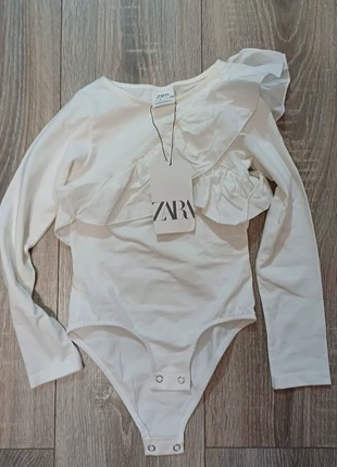 Neuf avec étiquettes 🏷, marque: Zara, état: Neuf avec étiquette, taille: 7 ans / 122 cm, 3,00 €, 3,85 € Protection acheteurs incluse