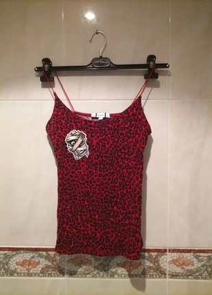 Top Leopardo Rojo, brand: Jennyfer, condizioni: Nuovo senza cartellino, taglia: M / IT 42 / EU 38, €6.50, €7.53 include la Protezione acquisti