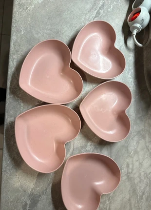 Lot 5 assiettes cœur, brand: Shein, condizioni: Ottime, taglia: Fino a 1 mese / 50 cm, €1.50, €2.28 include la Protezione acquisti