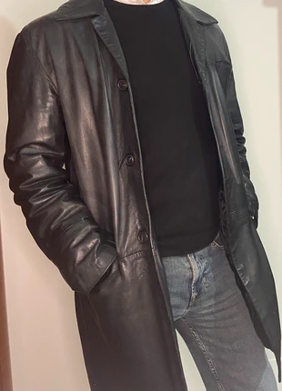 Giacca lunga da uomo in vera pelle nera, taglia L., marke: Vera Pelle, zustand: Sehr gut, größe: L, 47,00 €, 50,05 € inklusive Vinted-Käuferschutz
