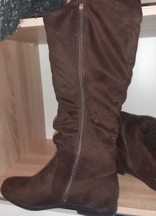 Bottes en Daim, brand: Daim, condition: Very good, size: 40, €12.00, €13.30 includes Buyer Protection