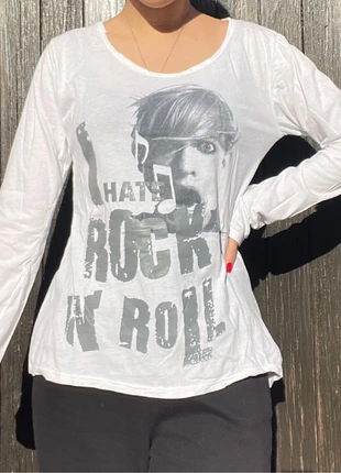 T-shirt Rock and Roll style bianca a maniche lunghe taglia S, marca: Punk, estado: Muito bom, tamanho: S / 36 / 8, €3.00, €3.85 inclui Proteção do Comprador