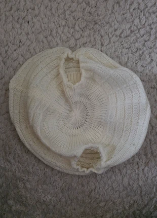 Mütze Baskenmütze mit 2 Aussparungen für Zöpfe, marque: Sonstiges, état: Très bon état, taille: Taille unique, 2,00 €, 2,80 € Protection acheteurs incluse