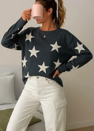 Pull gris à étoiles blanches, brand: Shein, condition: Very good, size: M / 38 / 10, €7.00, €8.05 includes Buyer Protection