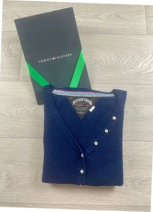Cardigan Tommy Hilfiger bleu marine logo brodé 100% coton - Taille XS, brand: Tommy Hilfiger, condition: Very good, size: XS / 34 / 6, €15.00, €16.45 includes Buyer Protection