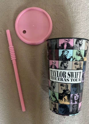 Gobelet Taylor Swift Eras Tour, marque: Taylor Swift, état: Bon état, 10,00 €, 11,20 € Protection acheteurs incluse