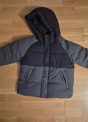 Kurtka zimowa, marke: Zara, zustand: Sehr gut, größe: 6 Jahre / 116, 15,00 €, 15,95 € inklusive Vinted-Käuferschutz