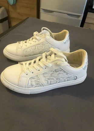 Basket blanches, marca: CHC-Shoes, estado: Bom, tamanho: 39, €5.00, €5.95 inclui Proteção do Comprador