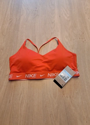 Brassières de sport légère pout femme, marque: Nike, état: Neuf avec étiquette, taille: M, 27,99 €, 30,09 € Protection acheteurs incluse