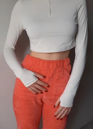 Fitness Crop Top Half Zip, brand: HIIT, condizioni: Nuovo con cartellino, taglia: M / IT 42 / EU 38, €15.00, €16.45 include la Protezione acquisti