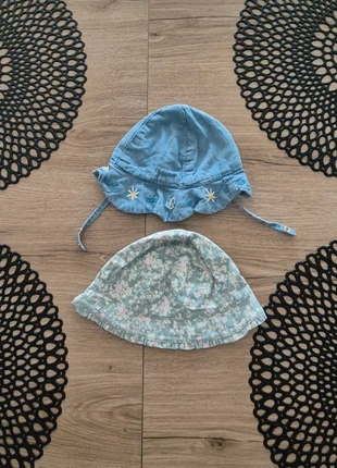 Lot de bobs / chapeaux bébé, brand: Orchestra, condition: Very good, size: 3-6 months, 42 cm, €3.00, €3.85 includes Buyer Protection