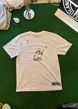 T-shirt lacoste x one piece, brand: Lacoste, condizioni: Nuovo con cartellino, taglia: S, €85.00, €89.95 include la Protezione acquisti