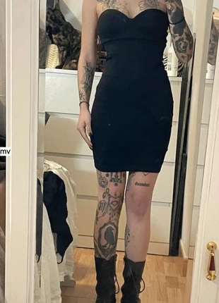 Vestido justo caicai, marca: Bershka, estado: Muito bom, tamanho: S / 36 / 8, €6.00, €7.00 inclui Proteção do Comprador