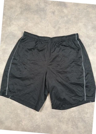 Short de sport homme noir umbro taille XL en polyester avec des poches, brand: Umbro, condition: Very good, size: XL, €9.90, €11.10 includes Buyer Protection