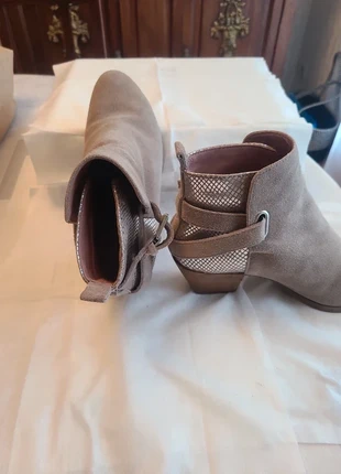 Bottines André – Cuir & Daim – Pointure 39, brand: André, condition: Very good, size: 39, €16.00, €17.50 includes Buyer Protection