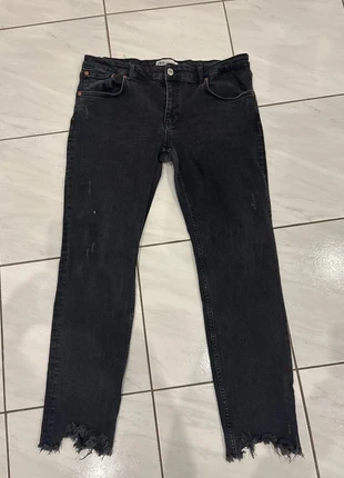 Jean homme noir skinny Zara en très bon état taille 46/XXXL, marca: Zara, estado: Muito bom, tamanho: XXXL, €10.00, €11.20 inclui Proteção do Comprador