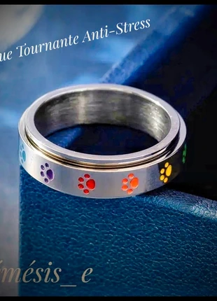 Bague Tournante Anneau Anti-Stress T.Us 9 - Pattes Arc en ciel 🖤 Acier inoxydable, marke: India Spirit, zustand: Neu, größe: 59.7 mm / 19 mm Ø, 12,50 €, 13,83 € beinhaltet Vinted-Käuferschutz Pro