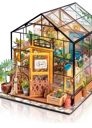 Maquette flower house booknook, brand: Flower, condition: New, €37.00, €39.55 includes Buyer Protection