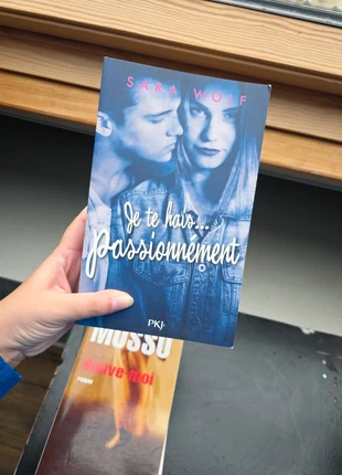 Sarah wolf, condition: Very good, €2.00, €2.80 includes Buyer Protection