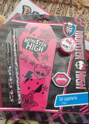 Kit papeterie monster high neuf cadeau noël fête, brand: Monster, condition: New with tags, size: One size, €5.00, €5.95 includes Buyer Protection