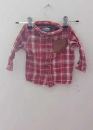 Chemise à carreaux ( style chemise de bûcheron), marke: Vertbaudet, zustand: Sehr gut, größe: 9-12 Monate / 74, 2,50 €, 3,33 € beinhaltet Vinted-Käuferschutz Pro